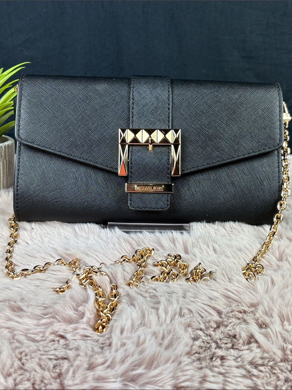MICHAEL KORS Penelope Medium Saffiano Leather Clutch - Black
